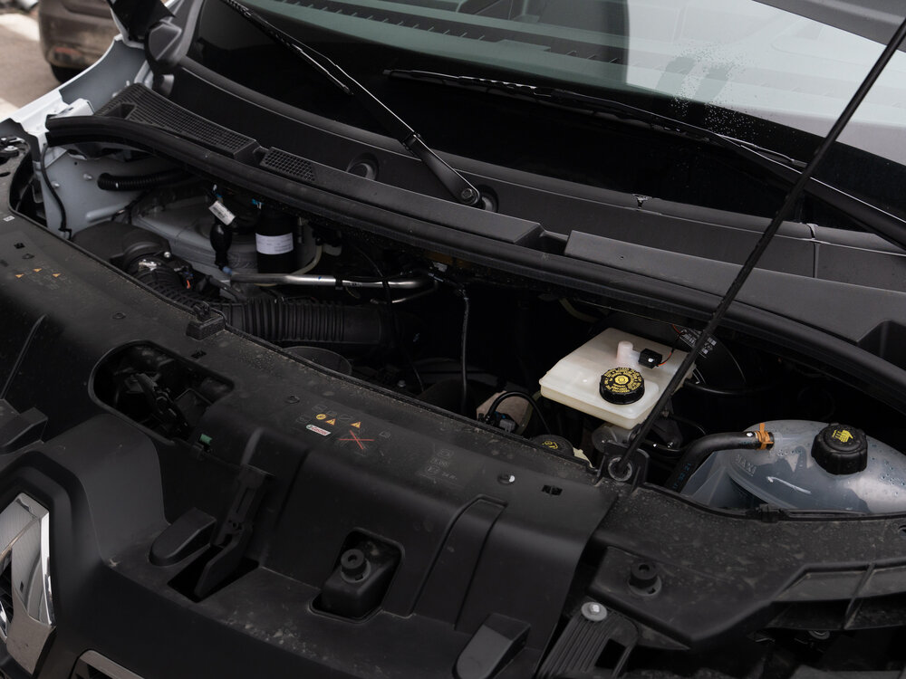 /images/pages/catalog/Renault Master L2H2/Renault_master_L2H2_15.jpg